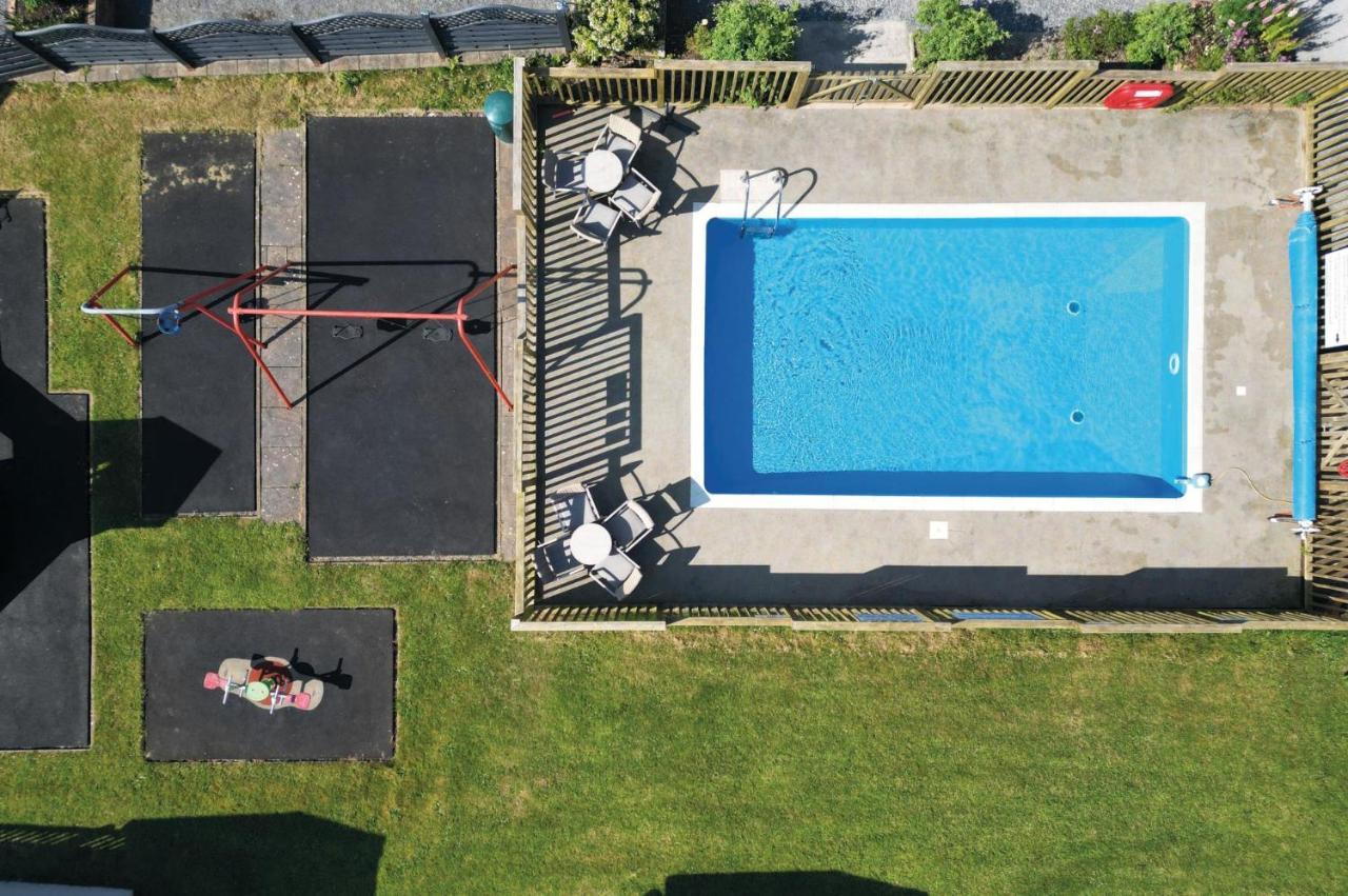The Studio - 1 Bedroom Cabin - Amroth Luaran gambar